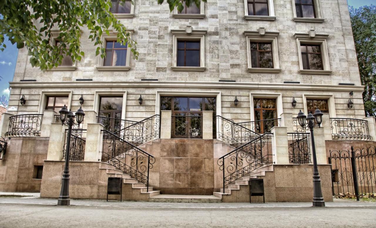 Plaza Hotel Kökschetau Exterior foto